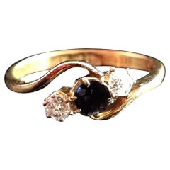 Antique Diamond and Sapphire Crossover Ring, 18 Karat Yellow Gold