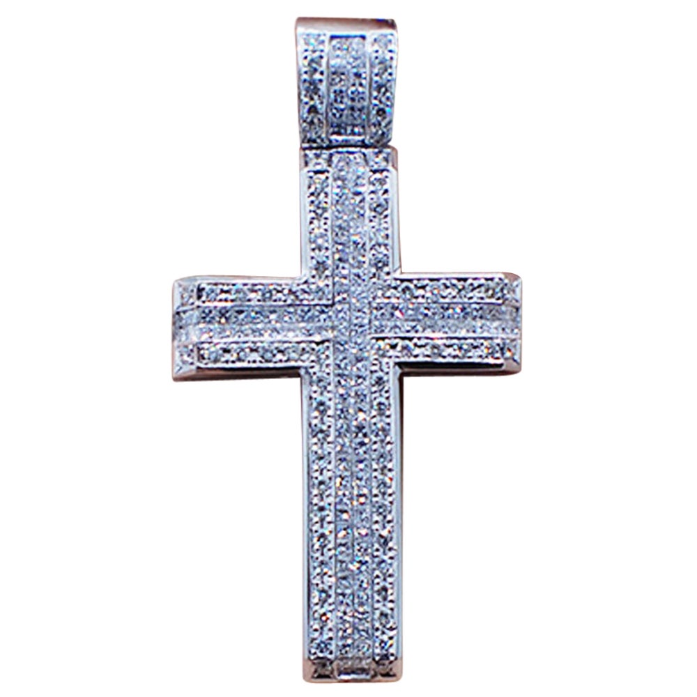 7ct Carat Diamond Cross Pendant 18 Karat, VS F/G Quality Sparkle For Sale