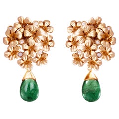 18 Karat Rose Gold Clip-On Earrings with Detachable Natural 6 Carats Emeralds