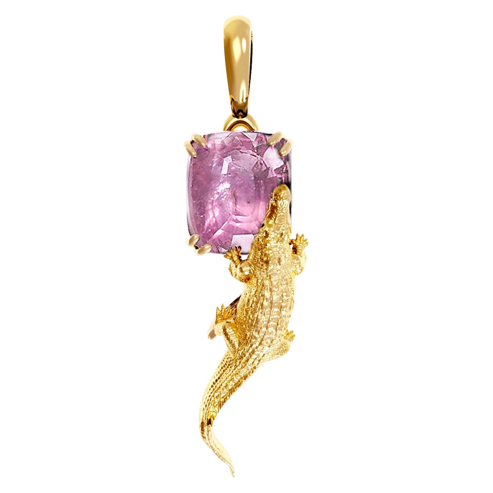 Yellow Gold Pendant with AIG Certified Seven Carats Padparadscha Pink Sapphire For Sale