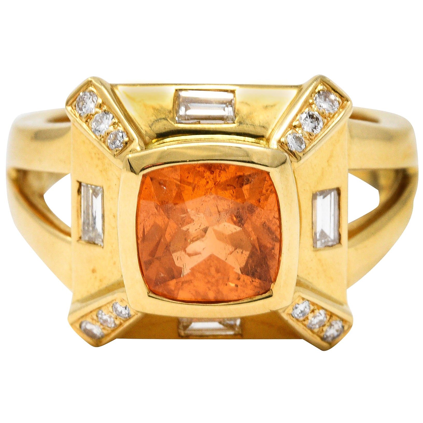Baskin Bros. 2.50 Carats Orange Sapphire Diamond 18 Karat Gold Gemstone Ring