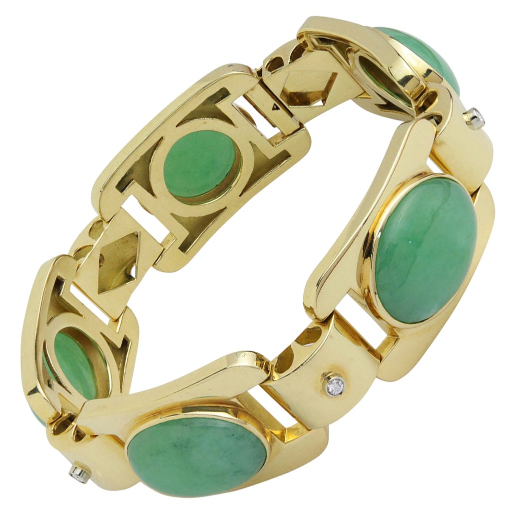 18 Karat Yellow Gold, Diamond & Jade Panel Link Bracelet For Sale