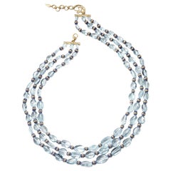 Statement-Halskette aus Aquamarin und Diamanten mit blauem Saphir