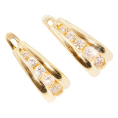 18 Carat Yellow Gold 0.44 Carat Round Brilliant Cut Diamond Hoop Style Earrings