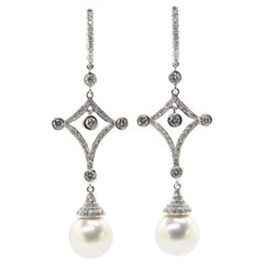 Orecchino di perle dei mari del sud bianche 18K PE-04382B