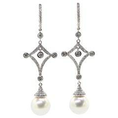 Boucles d'oreilles en perles blanches des mers du Sud 18K PE-04382B