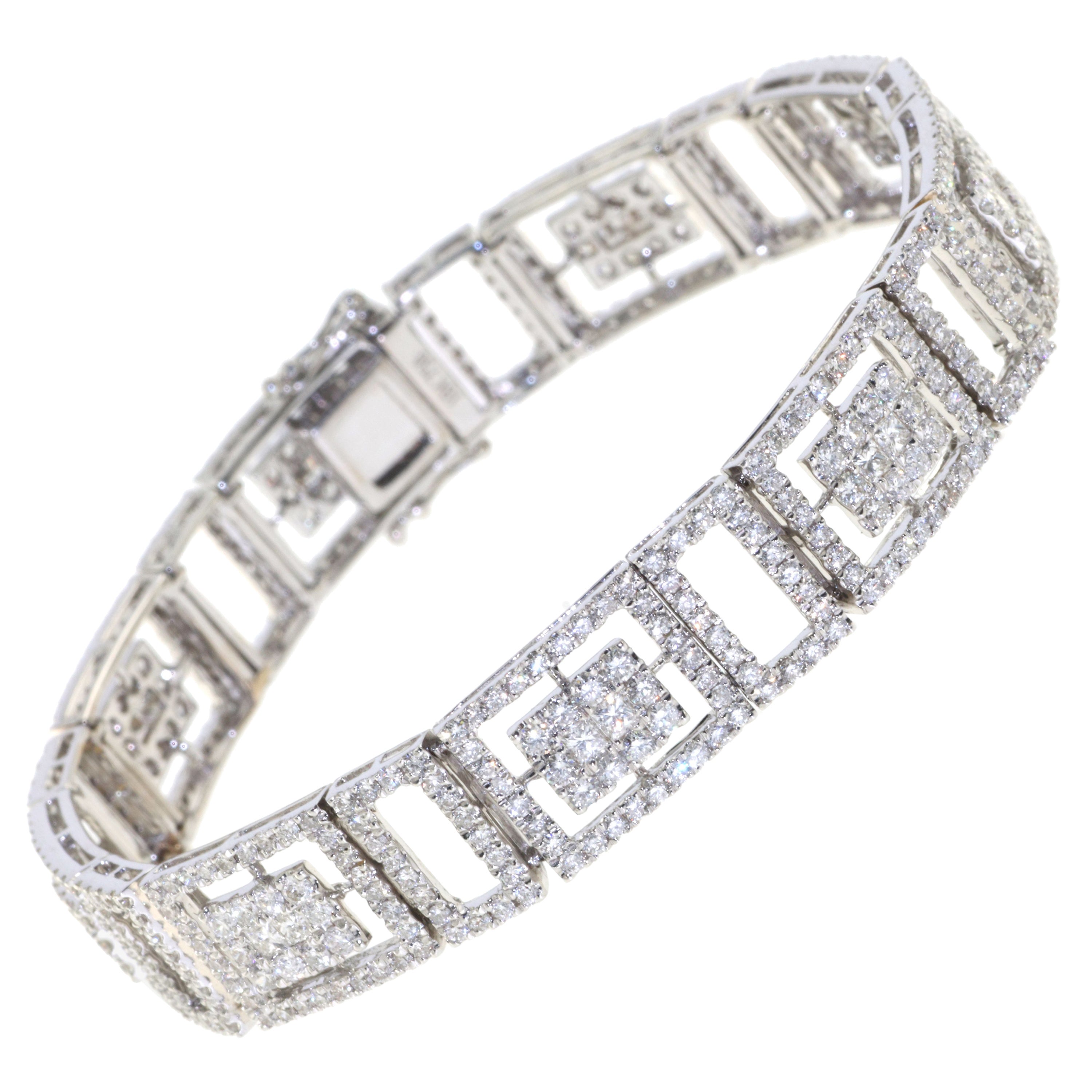 18K White Gold Princess Diamond Bracelet DB-00546
