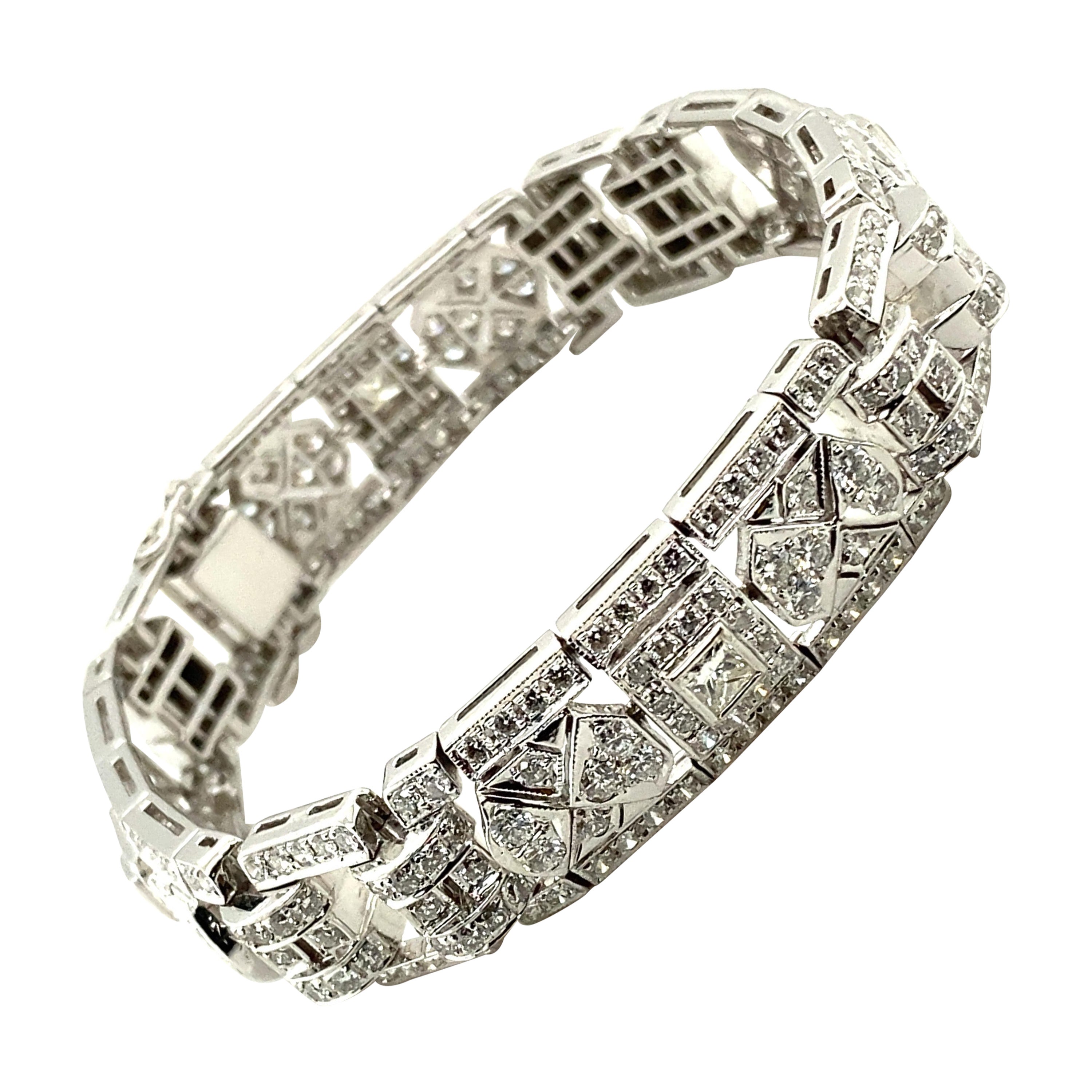 Bracelet de diamants étincelants en or blanc 18 carats