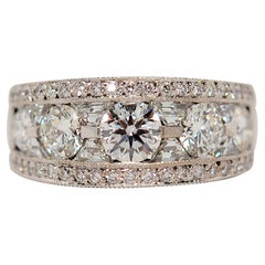 18K White Gold Ring with Round Brilliant & Trapezoid Cut Diamonds, 3.27 Carats