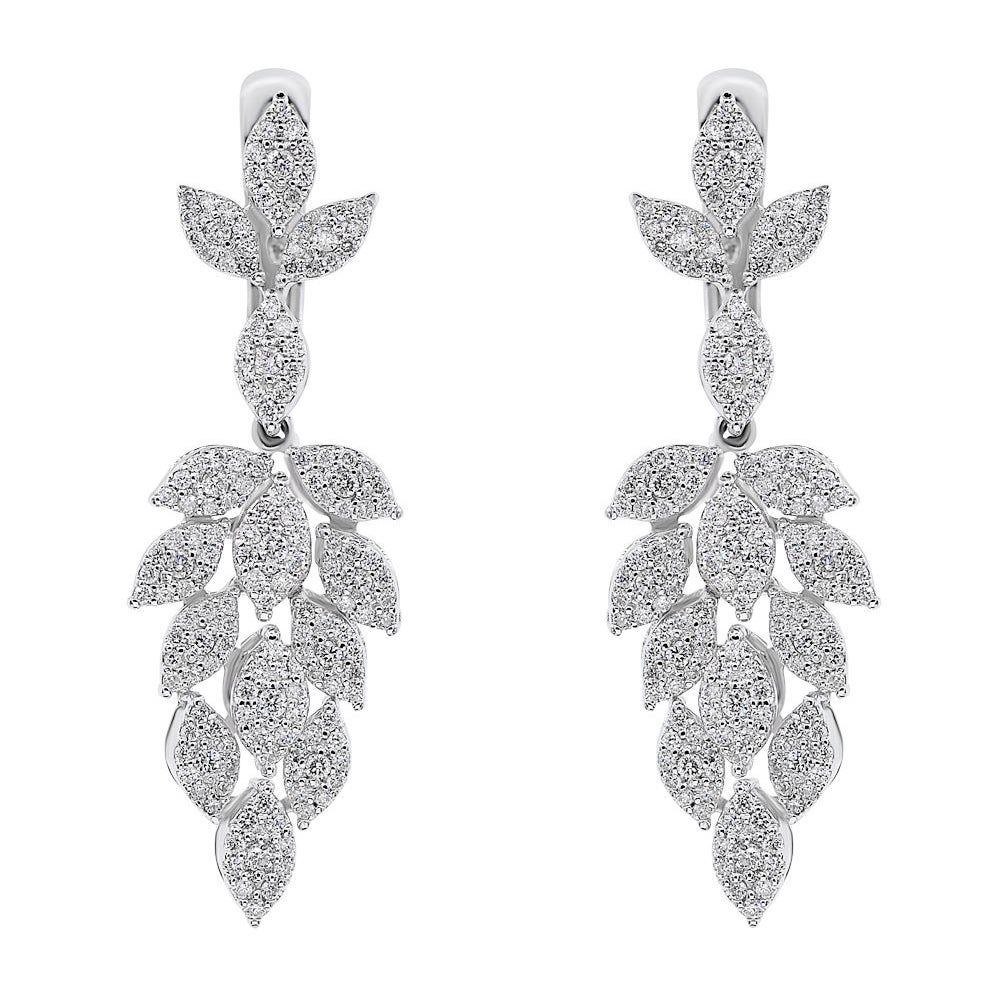 18K White Gold Diamond Earrings For Sale