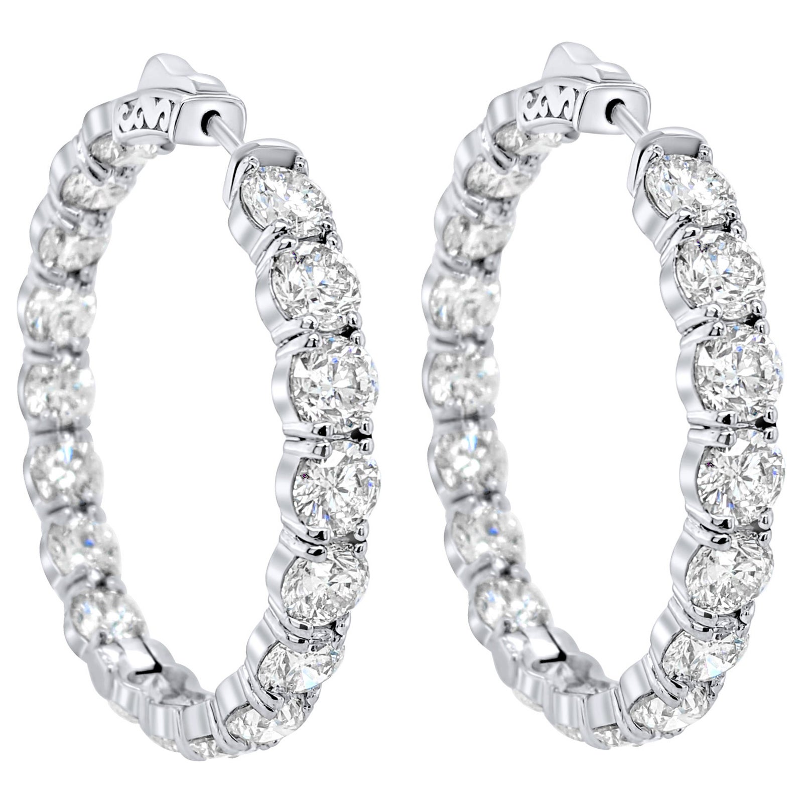 19.00 Carat 18K White Gold Diamond Earrings For Sale