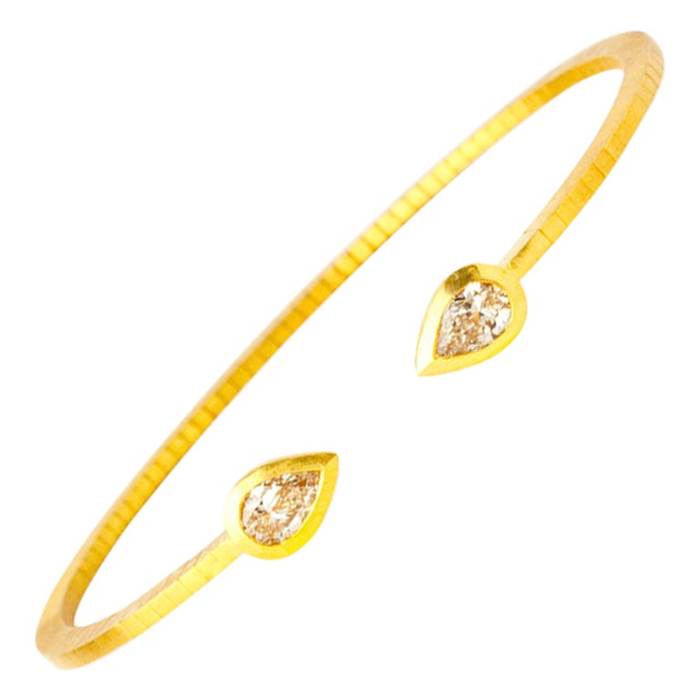 Handcrafted 22K Gold Cubic Flexible Bracelet with GIA Certified