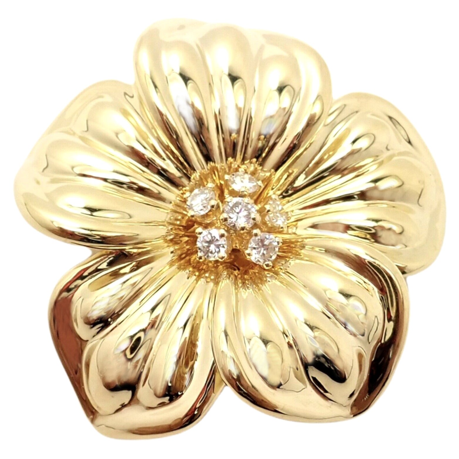 Van Cleef & Arpels Diamond Magnolia Flower Yellow Gold Pin Brooch For Sale