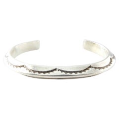 TAHE Bracelet manchette mexicain en argent sterling oxydé estampillé