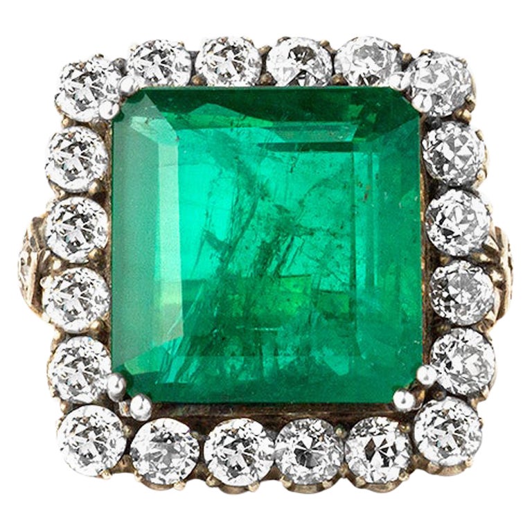 19.20 Carats Zambian Emerald 4.40 Ct's Diamonds Art Deco Style Solitaire Ring For Sale