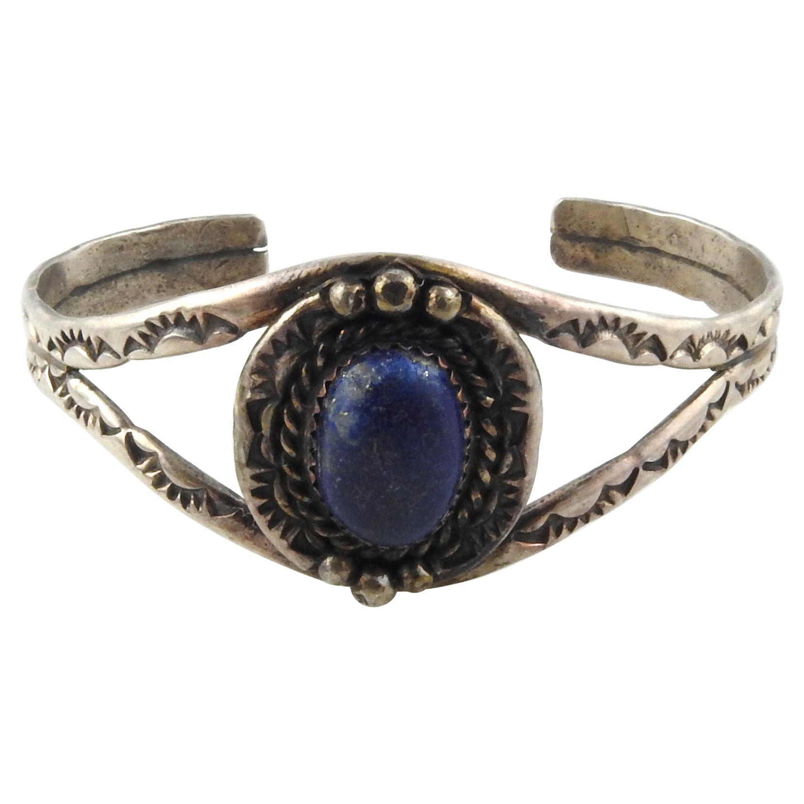 Native American Diné Begaye Sterling Silver Lapis Cuff For Sale