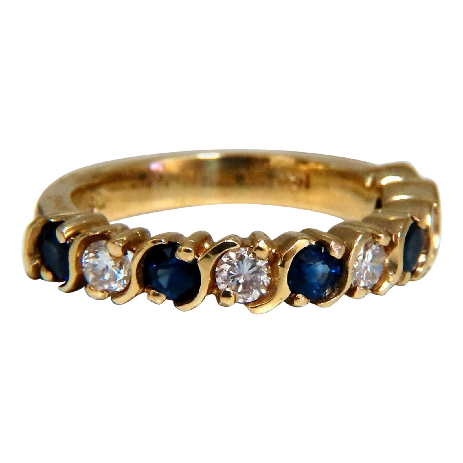 .90ct Natural Round Sapphires Diamonds Band 14 Karat For Sale