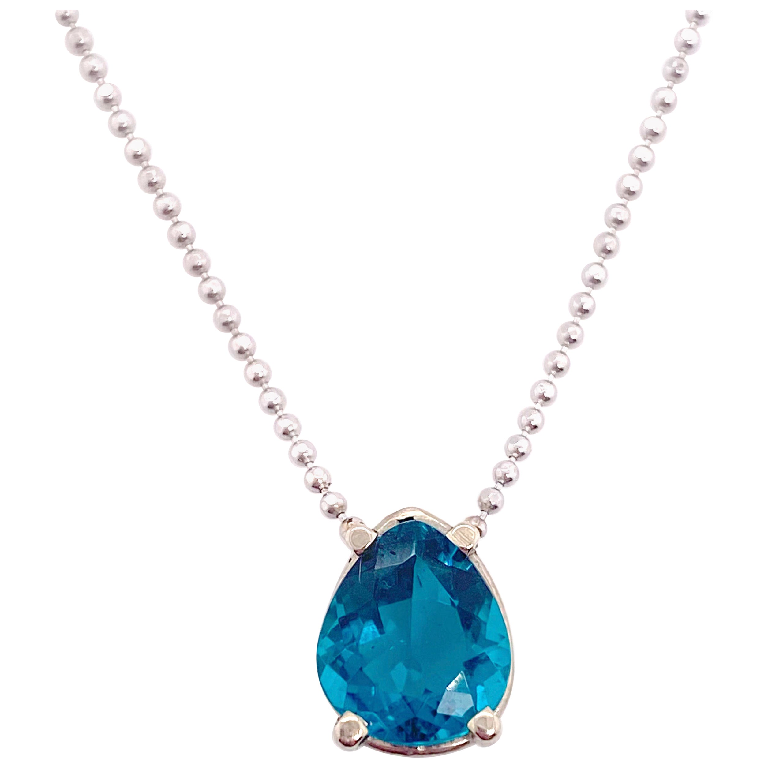 Apatite Pendant Necklace, White Gold, 1.80 Carats Pear Shaped Turquoise Color For Sale