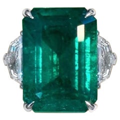 Emerald Solitaire Rings