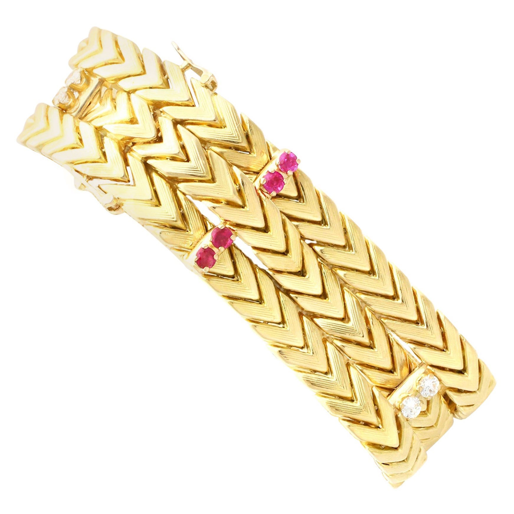 Kutchinsky Bracelet vintage en or jaune, rubis et diamants