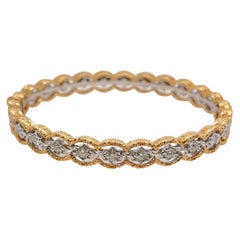 Bracelet jonc à charnière en or rose brossé avec diamants ronds et or blanc