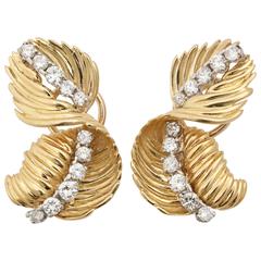 1950s Diamond Textured Gold Twisted Feather Clip-On Earrings
