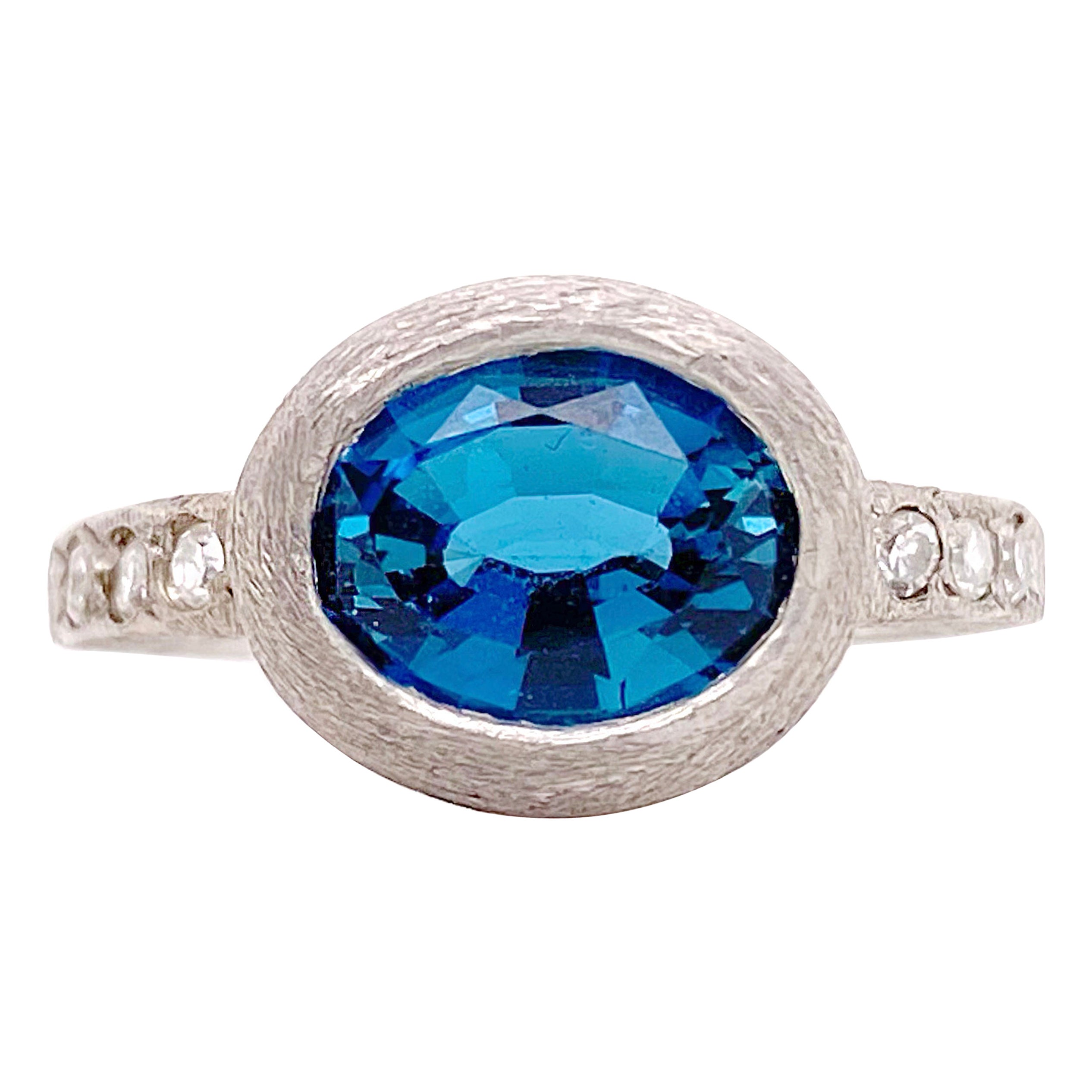Original Royalty Blue Topaz Diamond Ring, Genuine Oval Topaz in White Gold For Sale