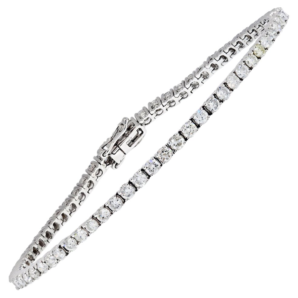 Round Cut 4 Carat Natural Diamond Tennis Bracelet Set in Platinum For Sale