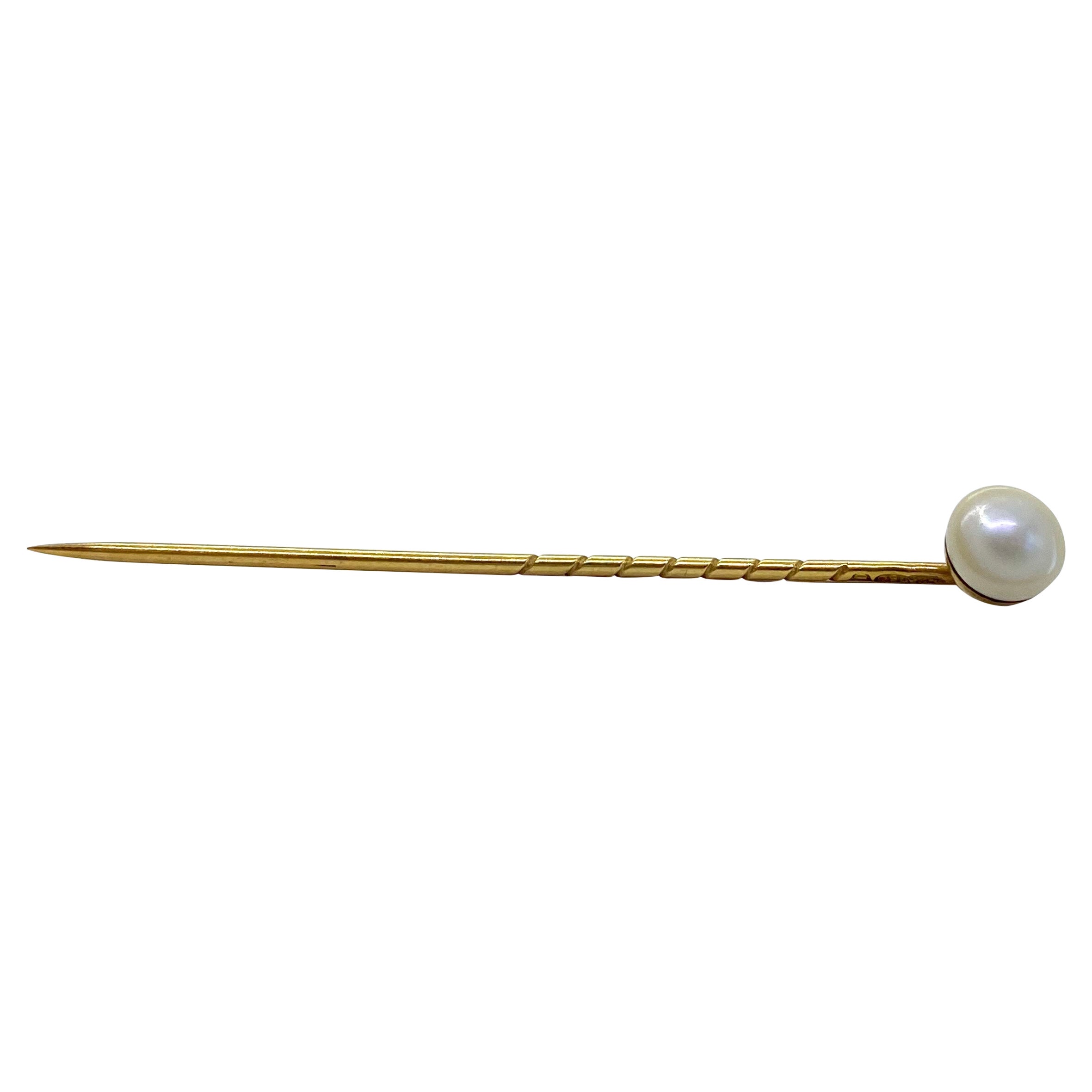 Stickpin 18 Karat Yellow Gold and Pearl For Sale