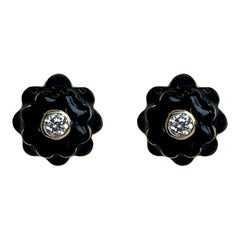 Mini-Ohrringe aus Diamant und schwarzer Emaille mit Blumenmotiv von Memento