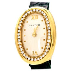 Cartier Montre: 18 Karat Gold Vintage Damenuhr mit Baignoire Diamant