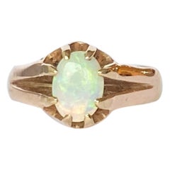 Art-Déco-Ring aus Opal und 9 Karat Gold