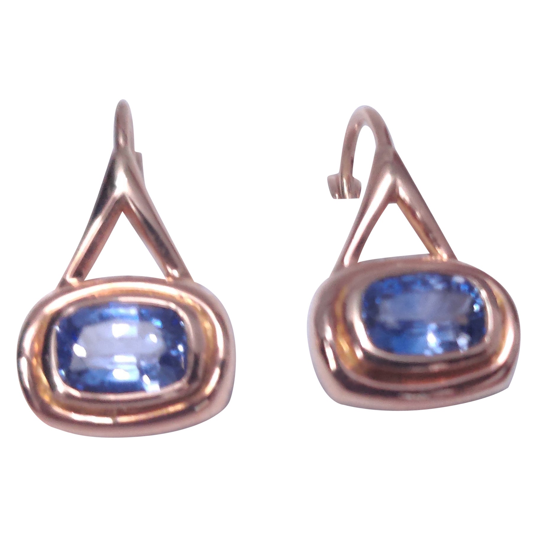 Sapphire Earrings hanger 18 k For Sale