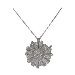 Beautiful 18kt White Gold Flower Pendant / Brooch Set with 7 Ct Diamonds
