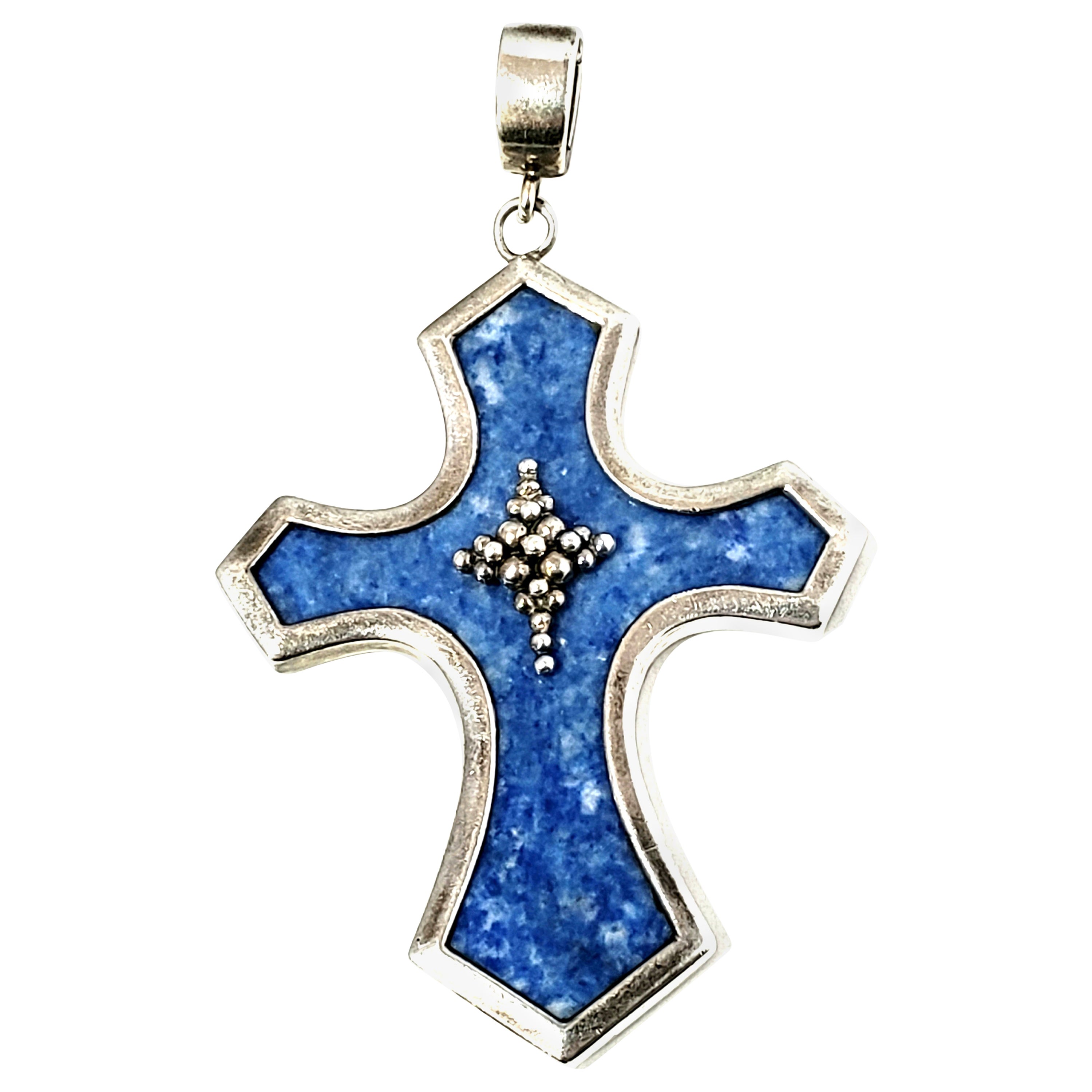 Whitney Kelly WK Pendentif en forme de croix en denim bleu et lapis en argent sterling en vente