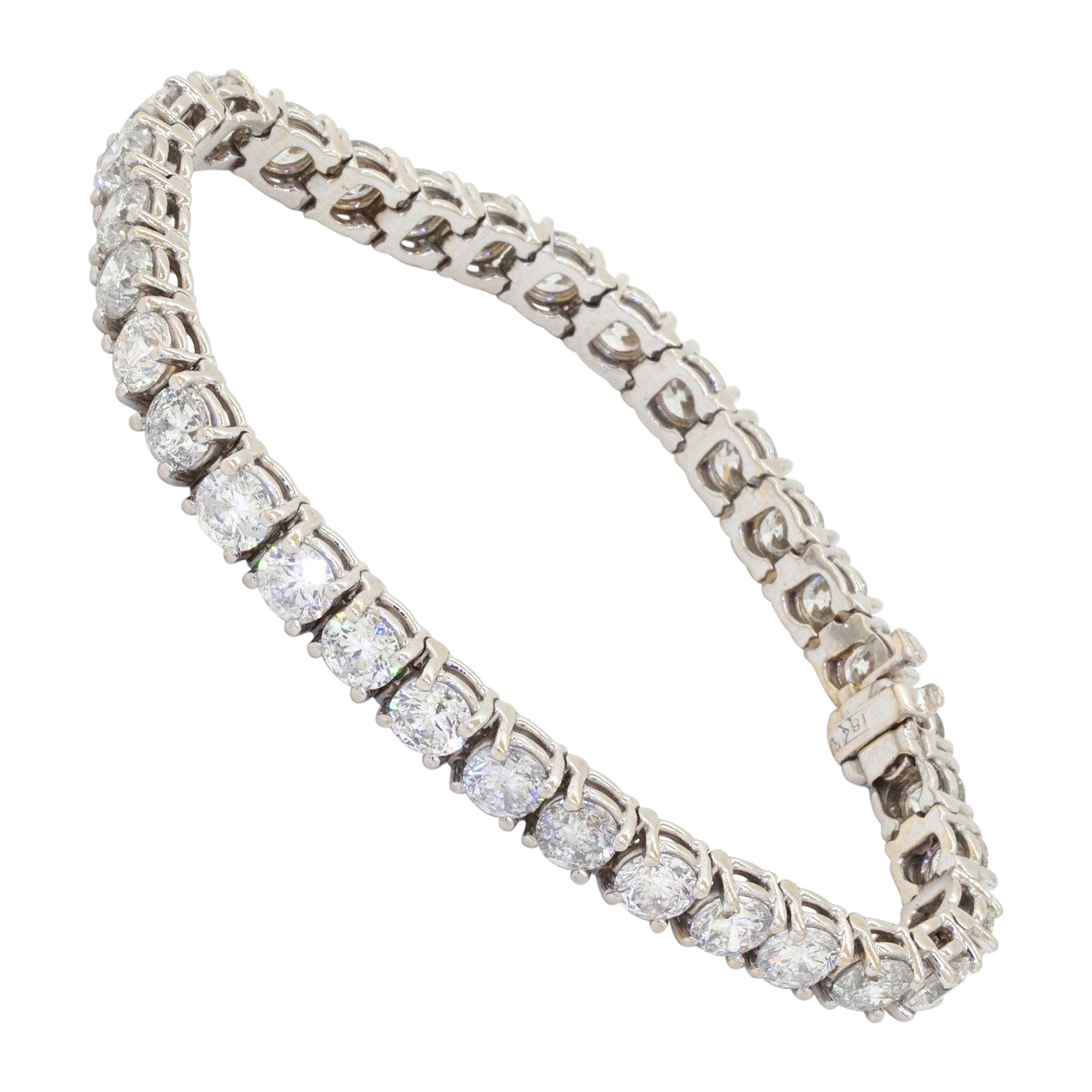 18K White Gold 16.50ct Diamond Tennis Line Bracelet w/ 0.50ct Diamonds For Sale