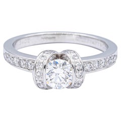 Tiffany & Co. Ribbon Platinum Diamond Engagement Ring 0.90 Ct TW Round Cut