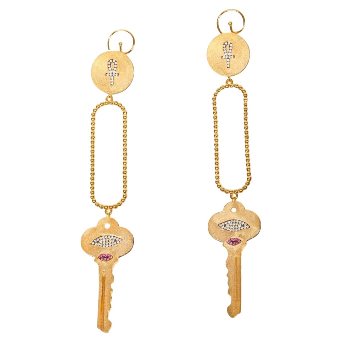 Brilliant Cut Ammanii Key Earrings with Ankh Amulet in Vermeil Gold For Sale