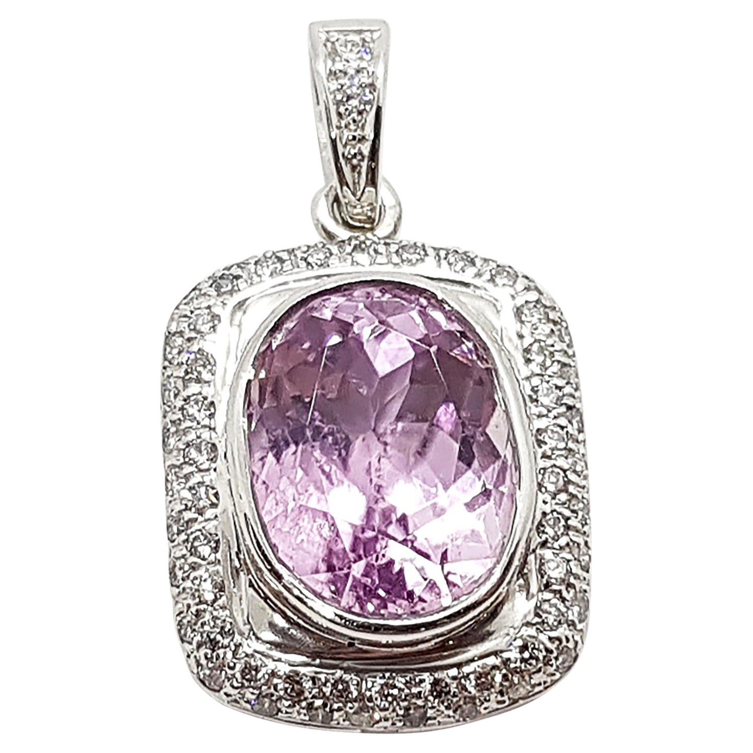 Bague en or rose 18 carats sertie d'un péridot en vente