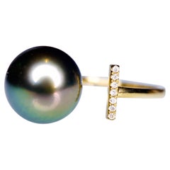 Green Colour Black Tone Tahitian Pearl and Diamond Ring in 18k Gold
