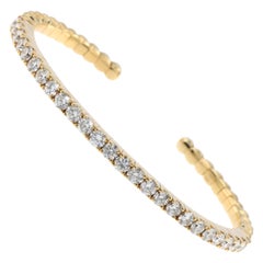 2.65 Carat Diamond Yellow Gold Stacking Bangle Bracelet in 18 Karat Gold