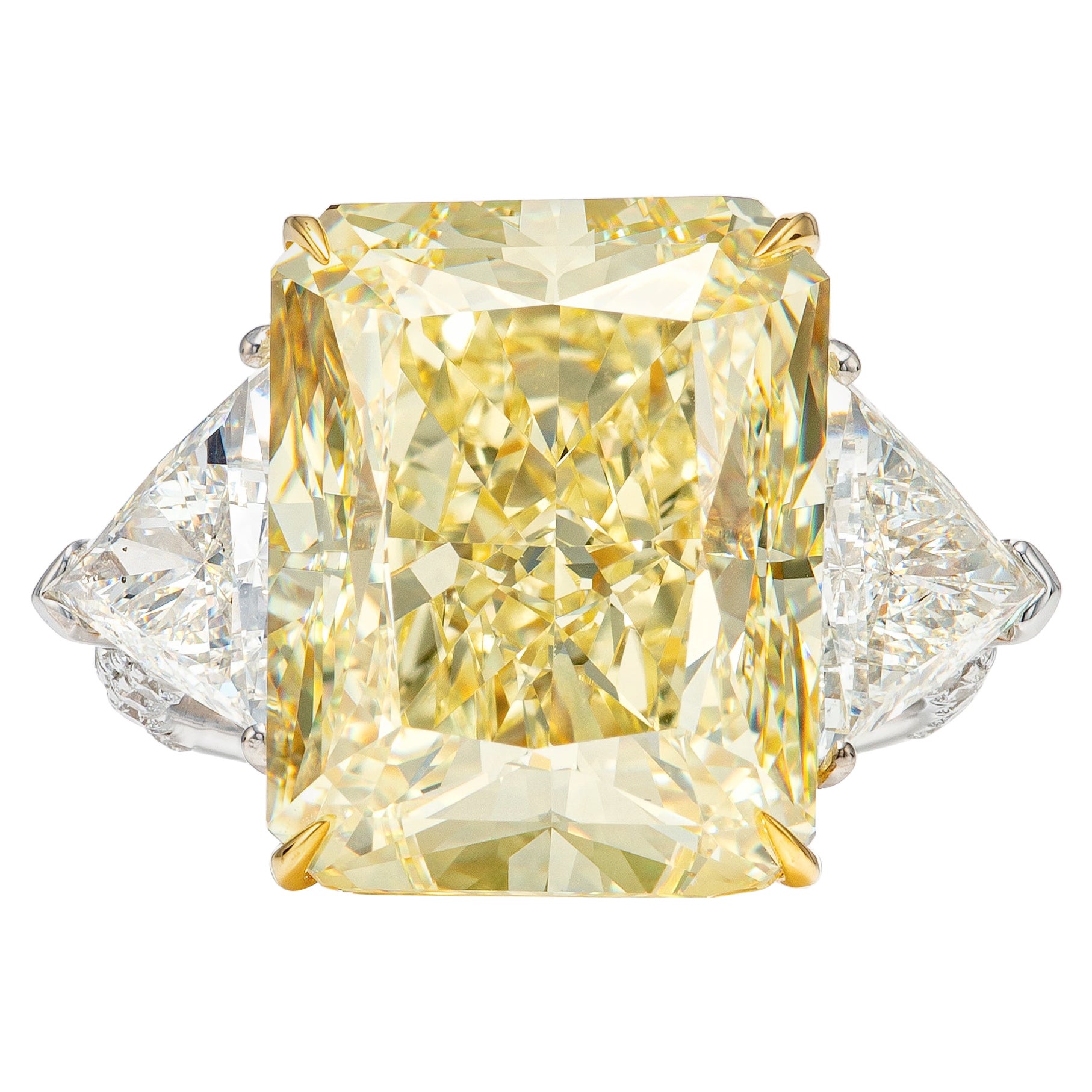 GIA Certified 16.73 Carat Fancy Light Yellow Diamond Ring in 18k Gold For Sale