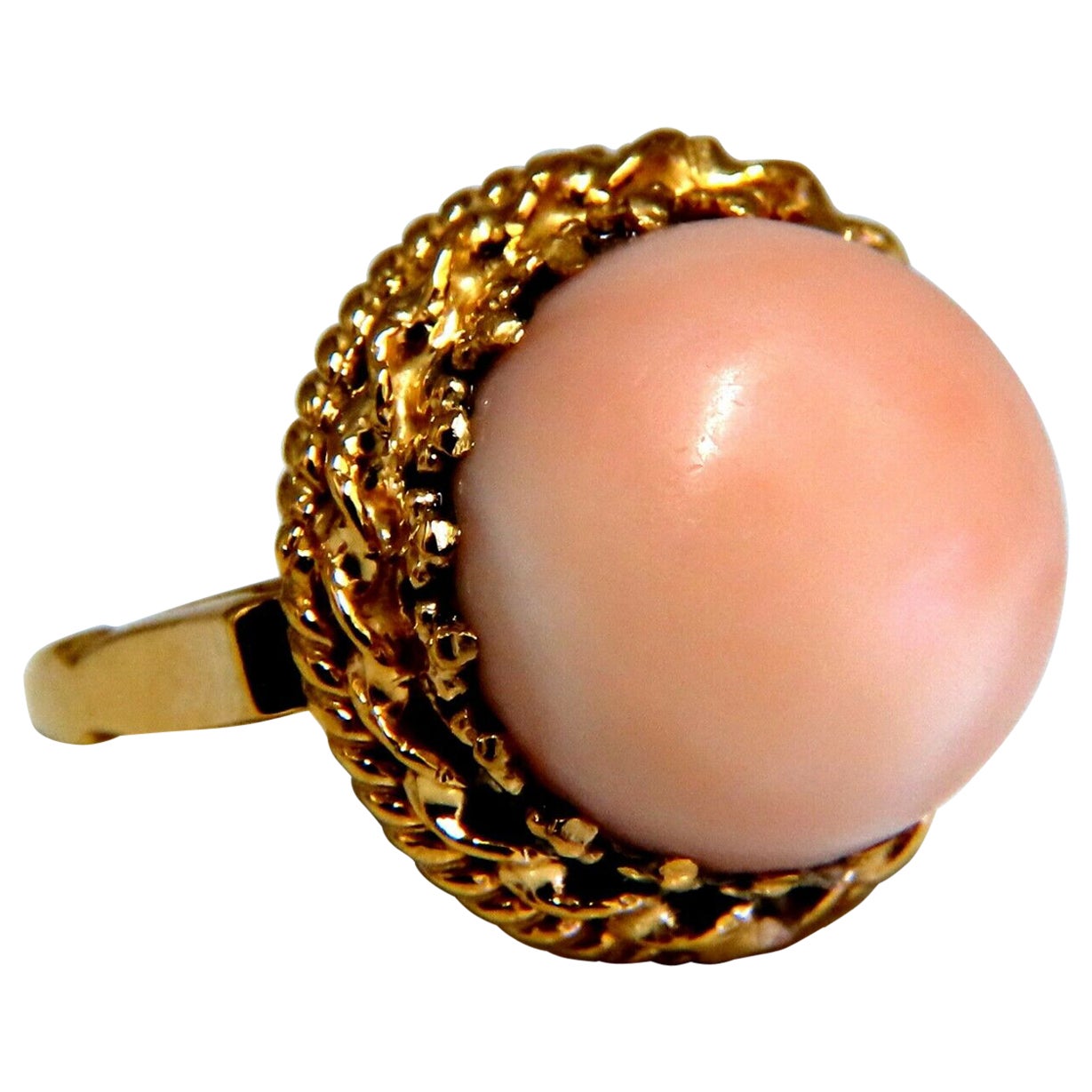 Anello solitario di corallo naturale 15ct 14kt