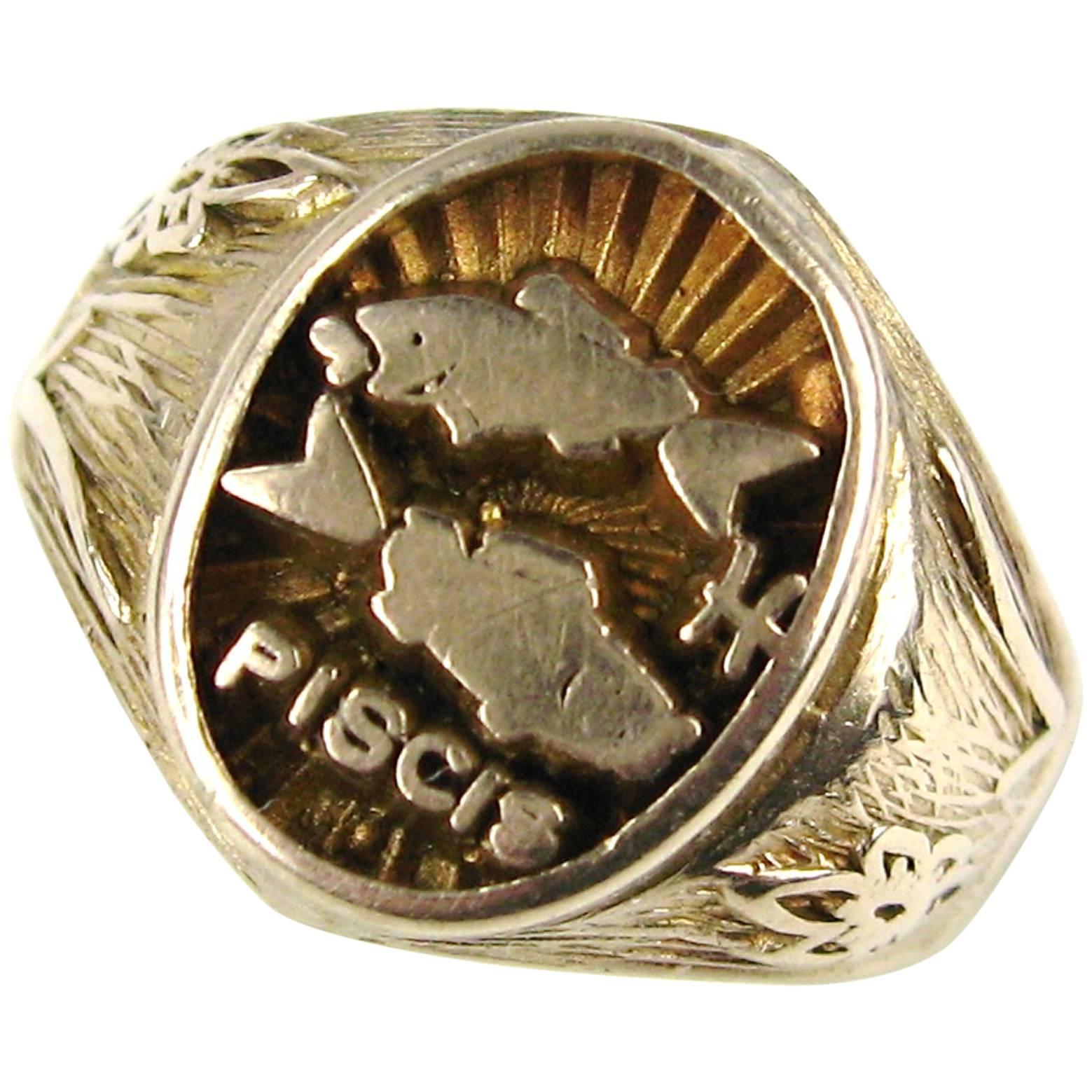 Spanish Pisces Astrology Gold Ring 
