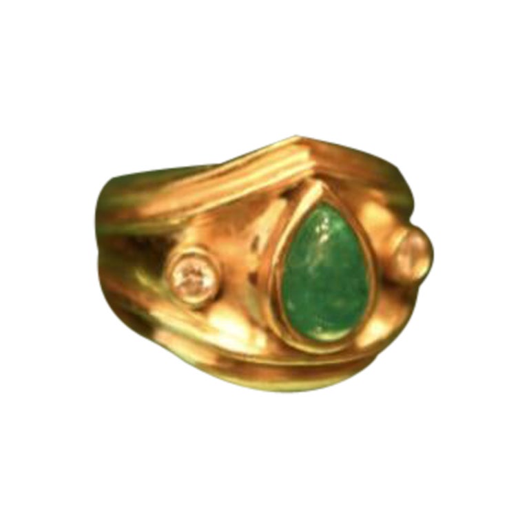 For Sale:  Drop Emerald 18k Gold Ring with Diamonds 2