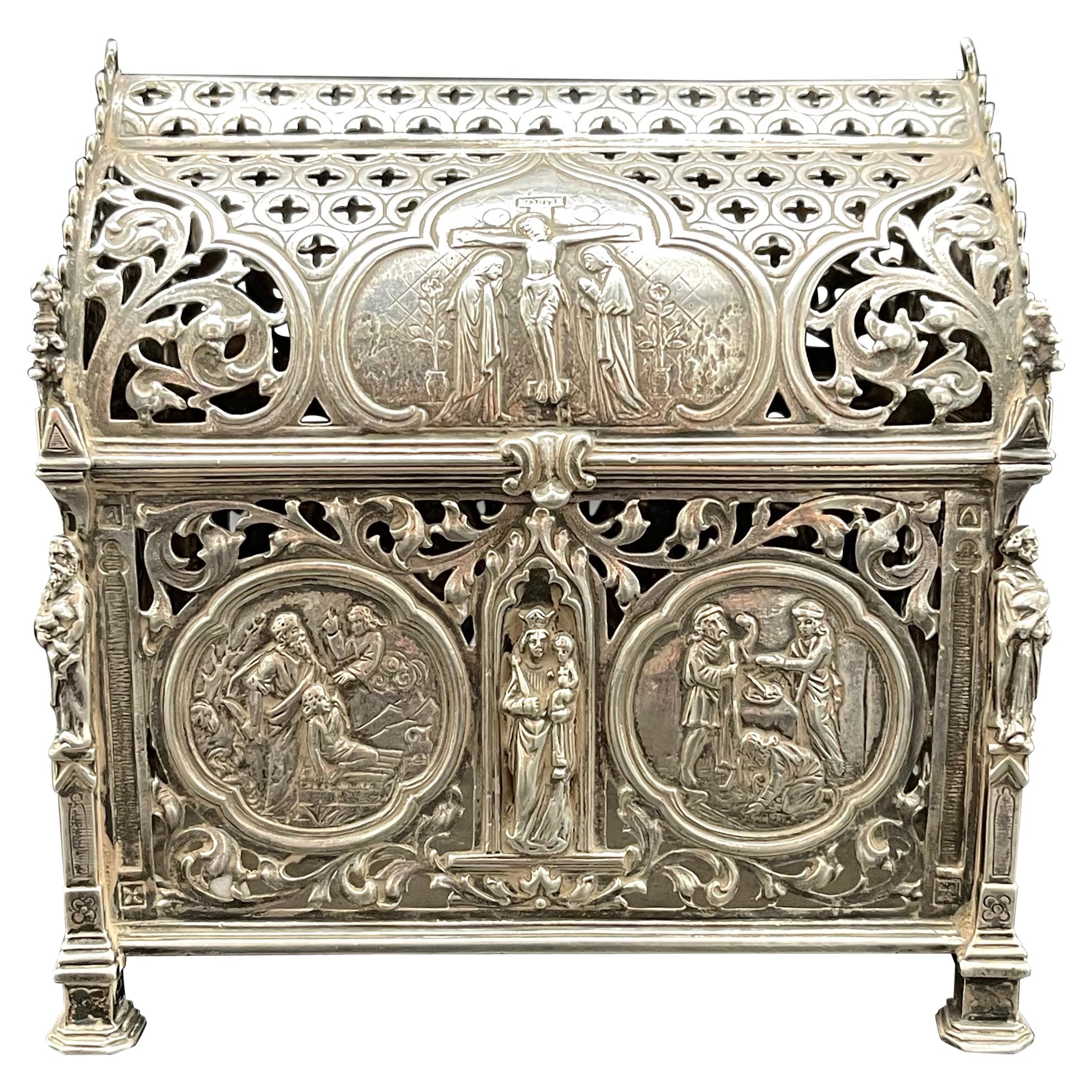 Neresheimer & Sohne Hanau Silver 1890s Reliquary Casket   For Sale