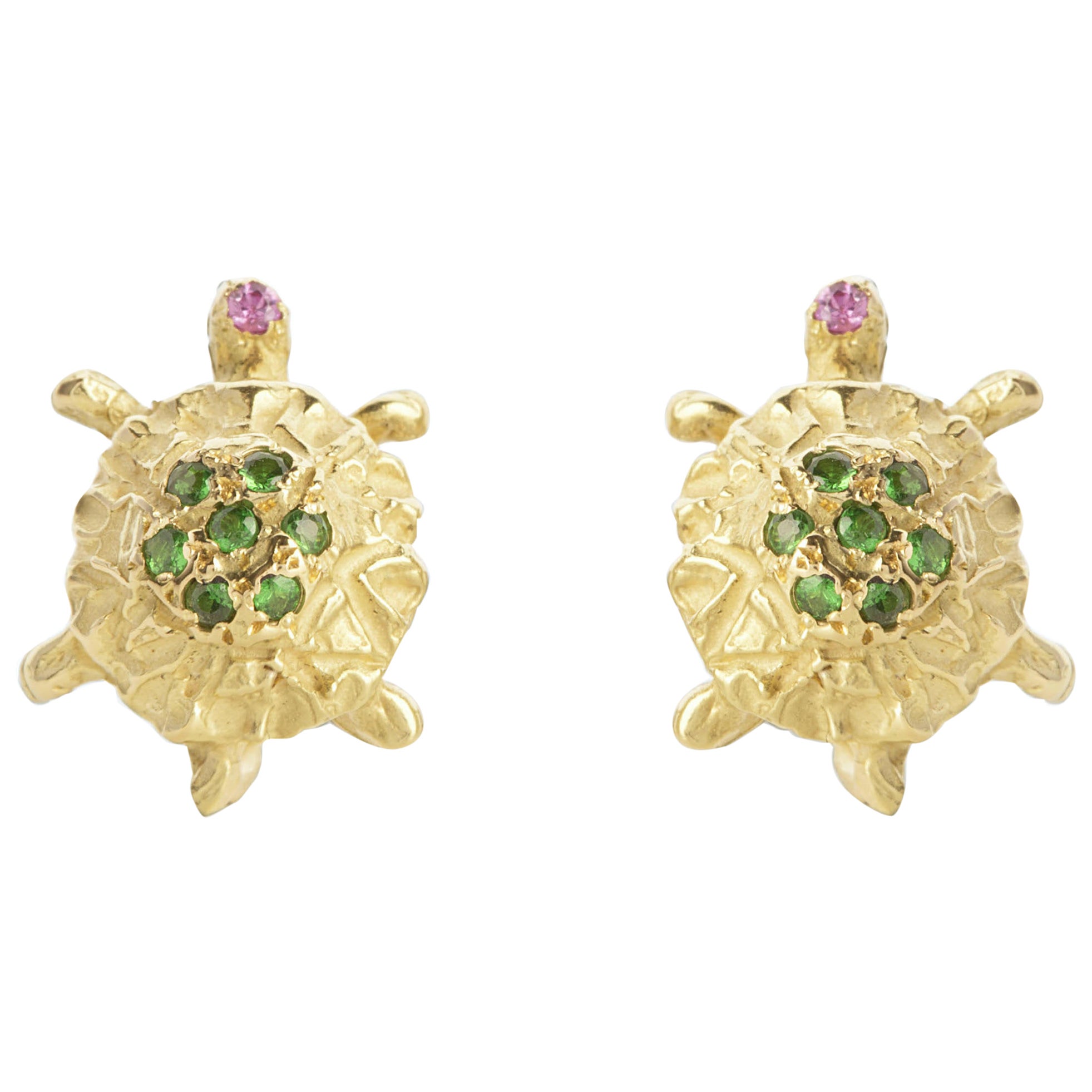 Turtle Stud Earrings 18 Karat Hammered Yellow Gold Green Tsavorite Tourmaline  For Sale