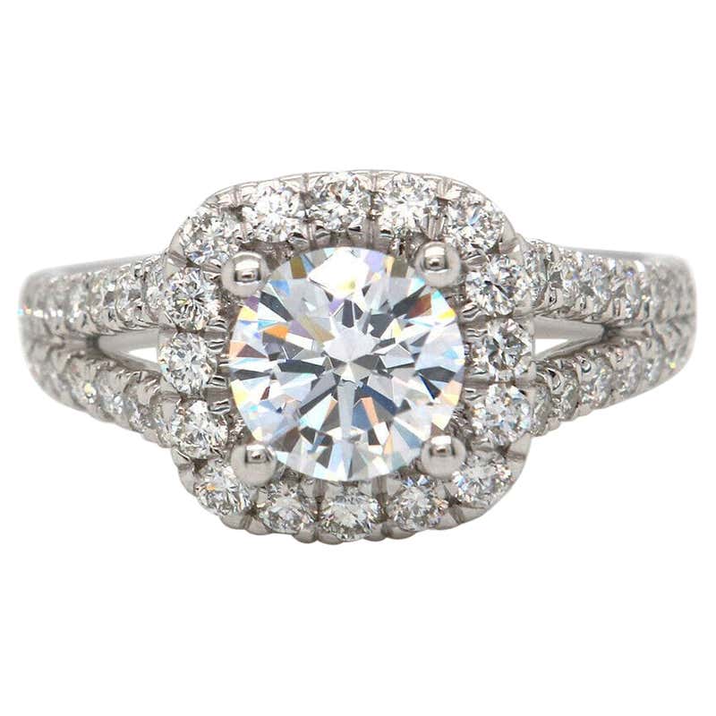 Wide Diamond Gold Oval Shape Split Shank Ring For Sale at 1stDibs