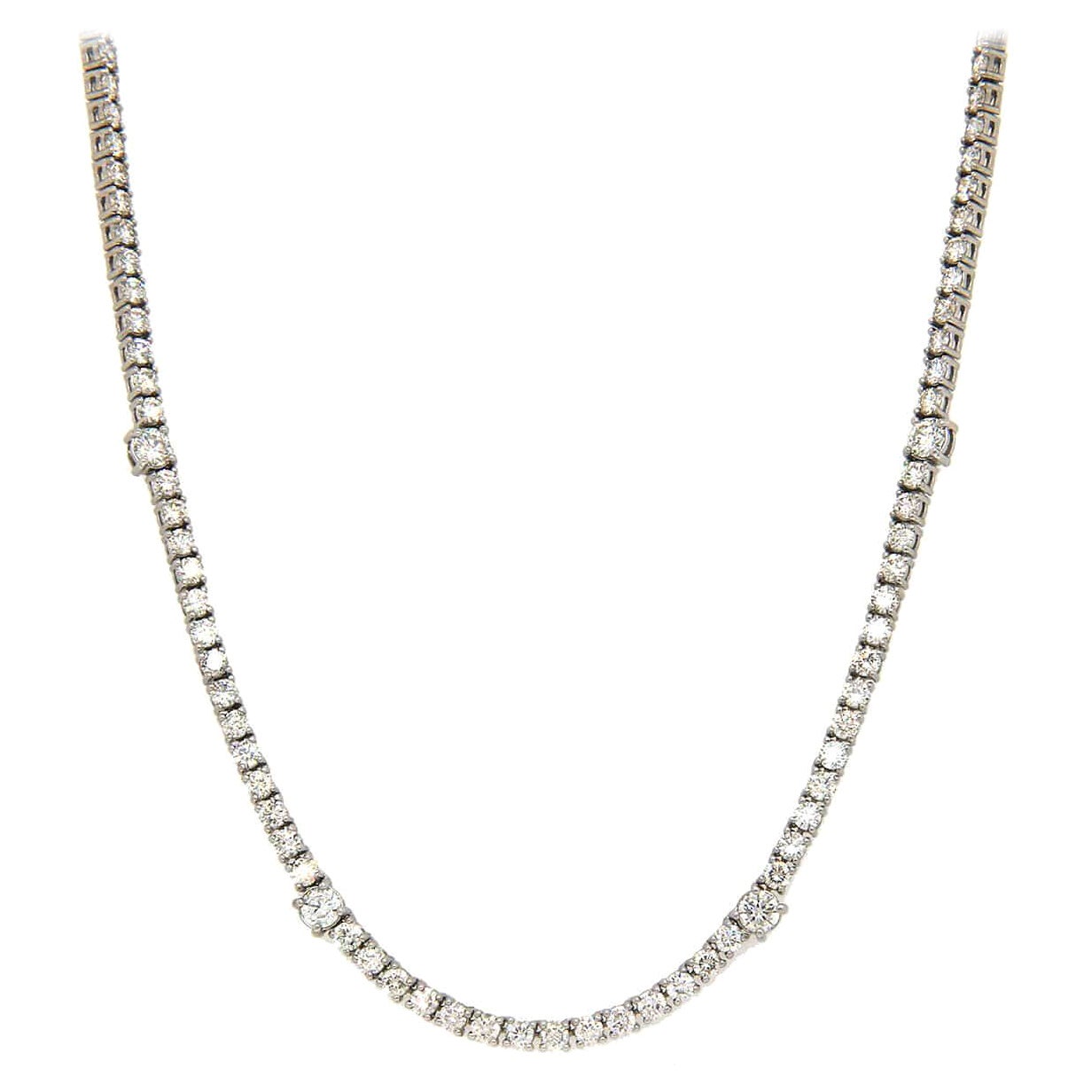 12.54ctw Round Diamond Station Tennis Necklace in 14K White Gold For Sale