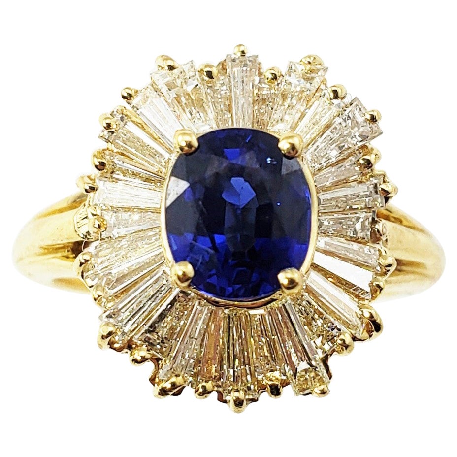 18 Karat Yellow Gold Sapphire and Diamond Ring  For Sale